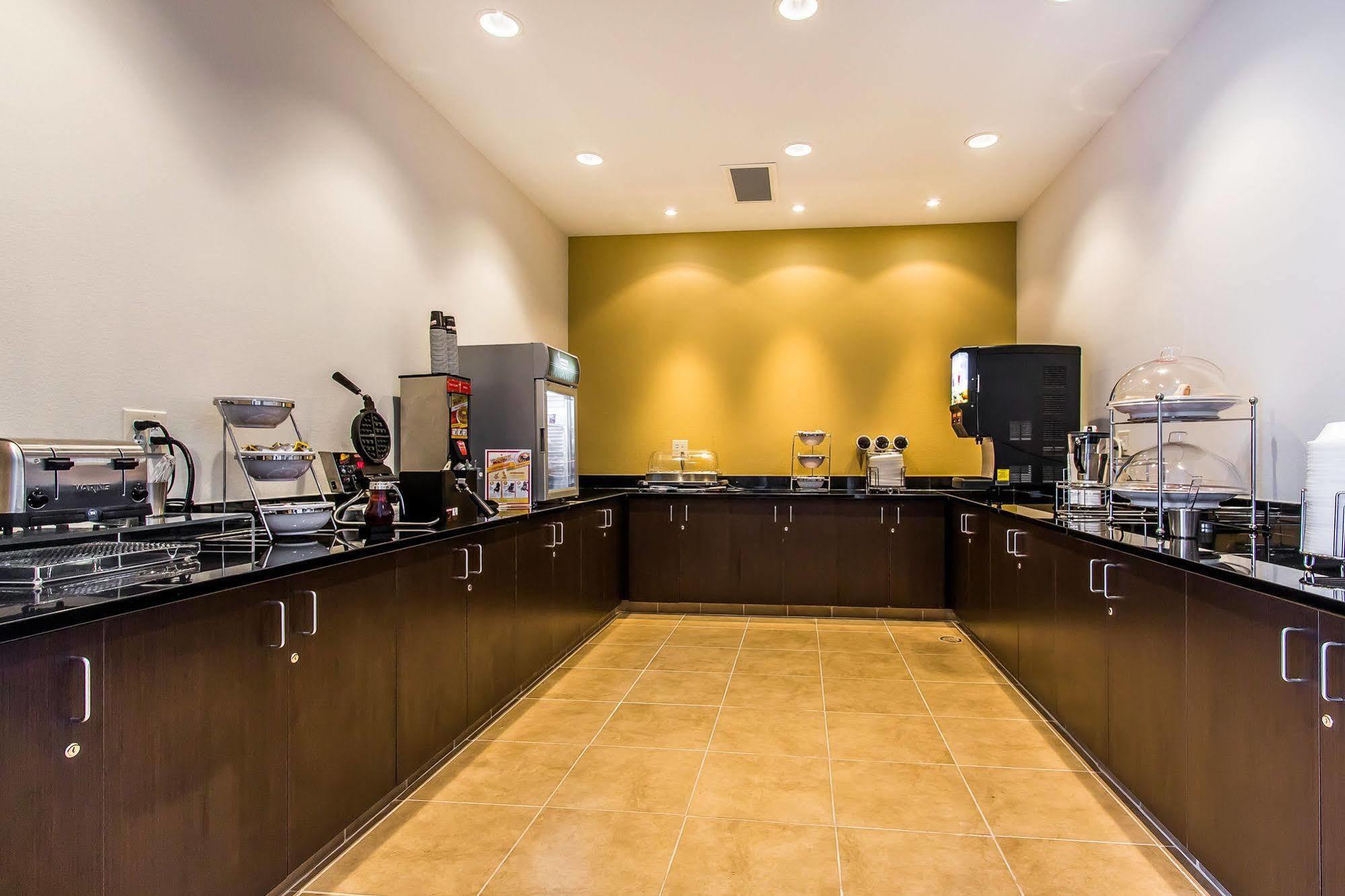 Wingate By Wyndham Jonesboro Hodge Hotel Bagian luar foto